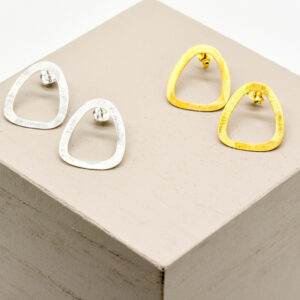 Minimal Geometric Etched Triangle Stud Earrings