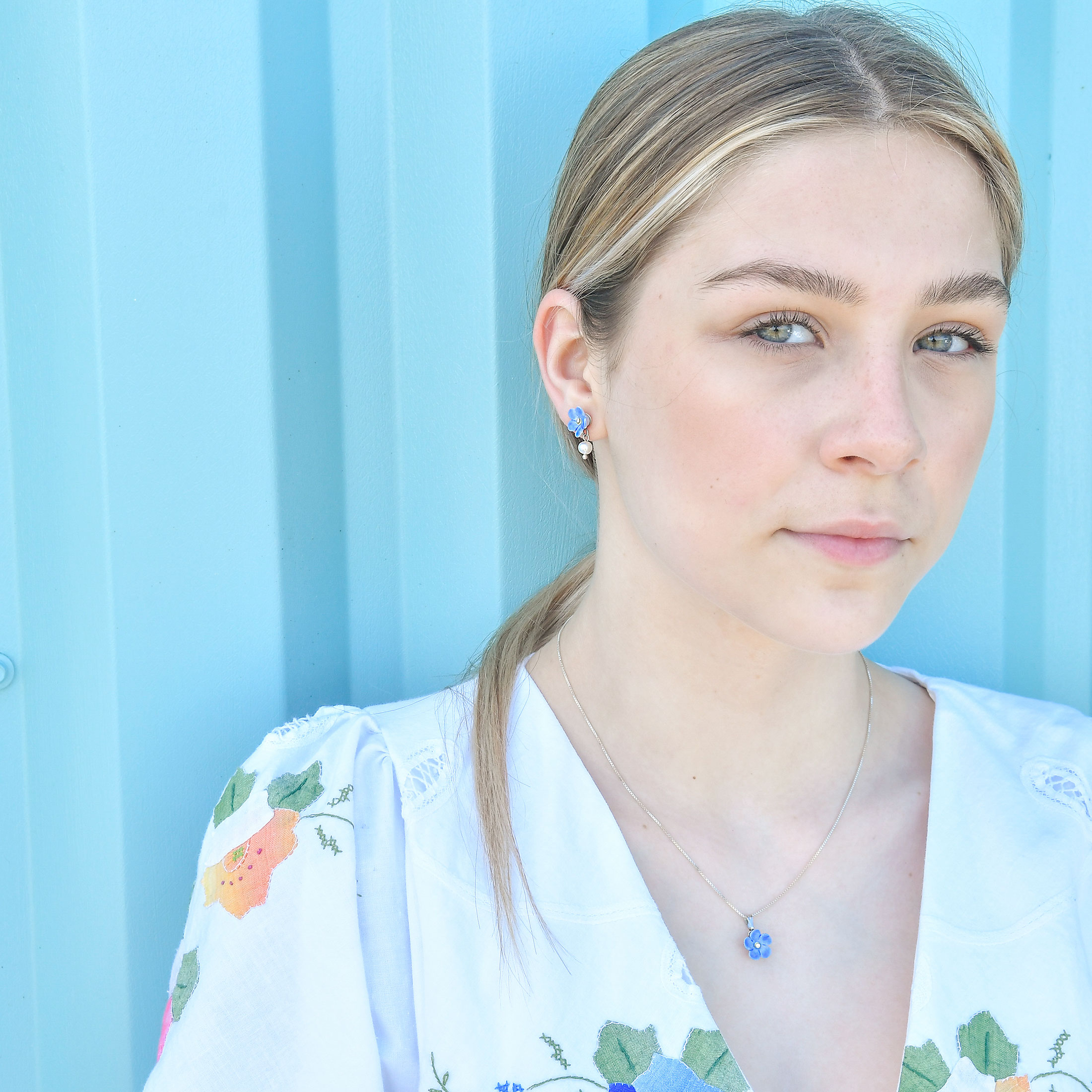 Porcelain Blue Forget Me Not Pearl Drop Earring - Image 7